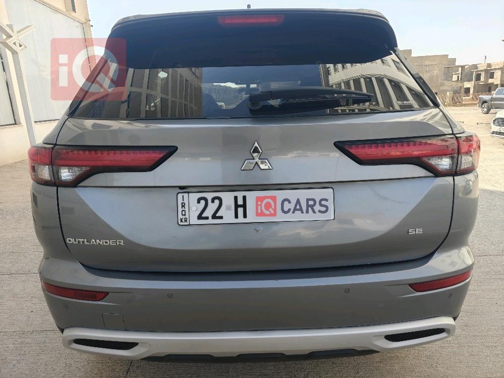 میتسوبیشی ئاوتلاندەر